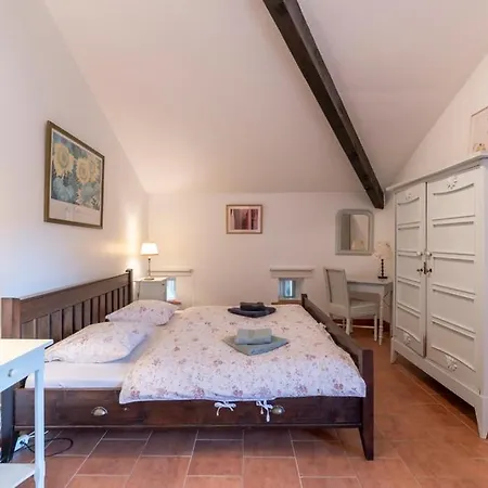 Holiday home La De Daramousque