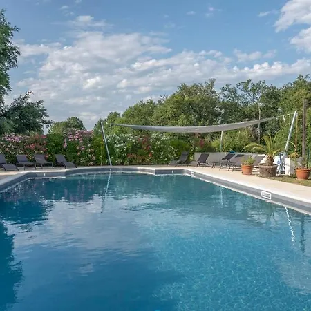 La De Daramousque Holiday home