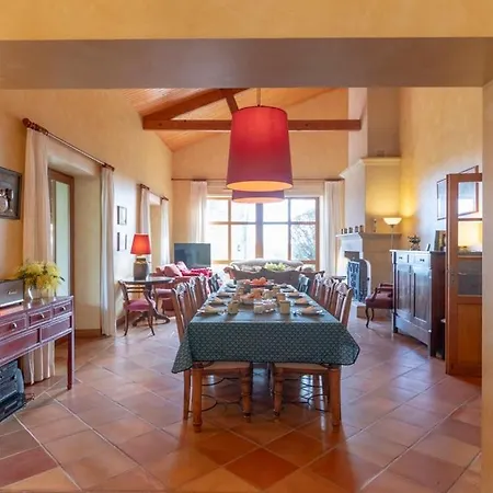 La De Daramousque * 몽클레어드쿼시