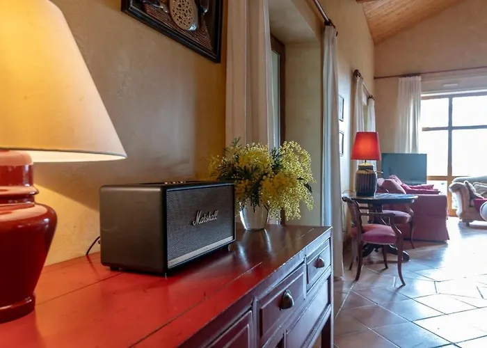 別荘 La De Daramousque Monclar-de-Quercy