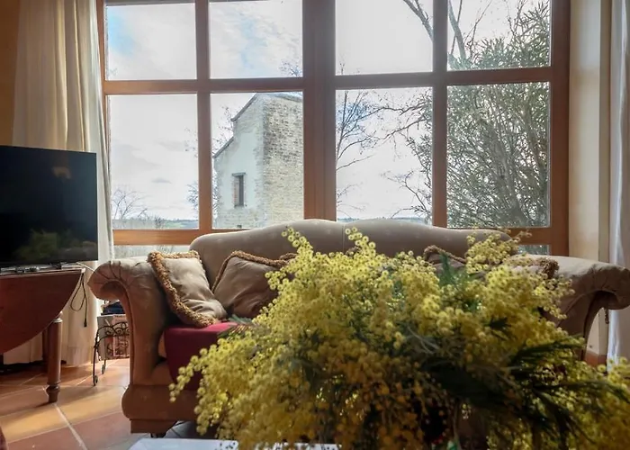 別荘 La De Daramousque Monclar-de-Quercy