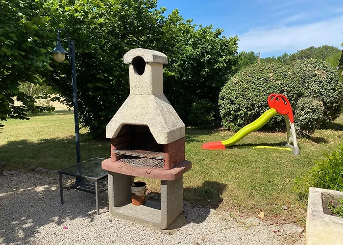 別荘 La De Daramousque Monclar-de-Quercy